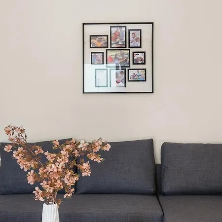 Beautiful Modern Apartment